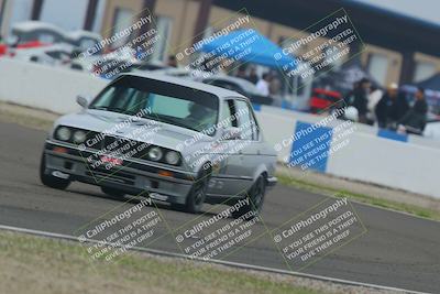 media/Dec-19-2025-Lucky Dog Racing (Fri) [[3b7b1b5fc8]]/Intermediate Low/Session 2 Turn 1/